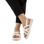 Дамски сандали  Osha бели