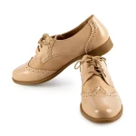 Всекидневни дамски обувки Claire бежови