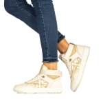 Дамски спортни обувки Gretola бежови