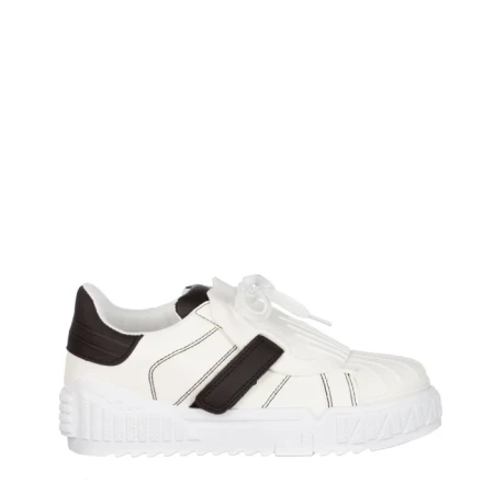 Дамски спортни обувки Lumera бели с черно