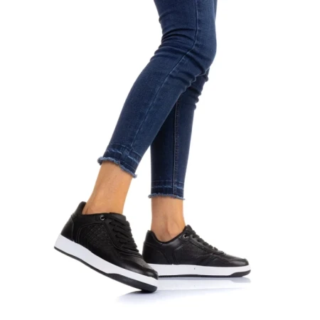 Дамски спортни обувки Aimee черни
