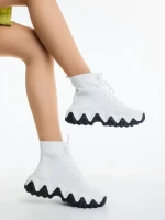 Дамски спортни обувки Sorra бели