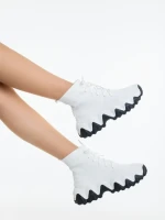 Дамски спортни обувки Sorra бели