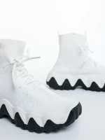 Дамски спортни обувки Sorra бели