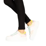 Дамски спортни обувки Biona бели с розово