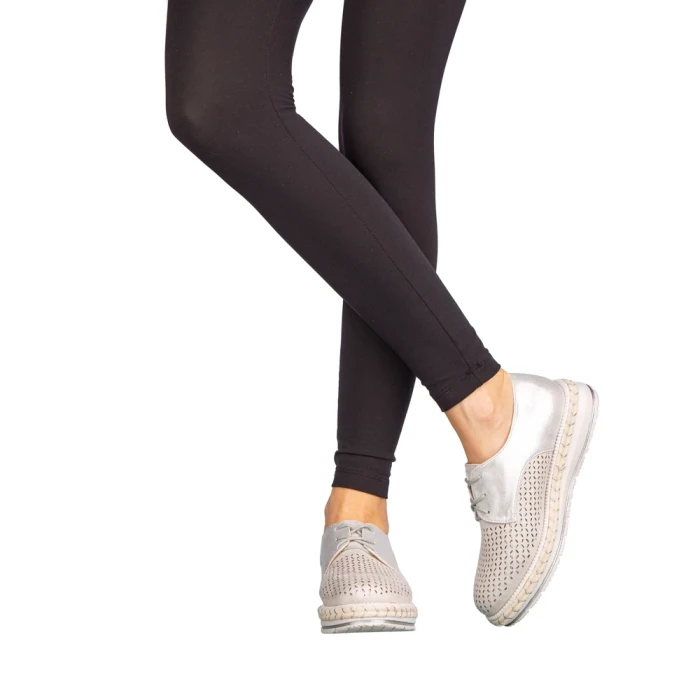 Дамски ежедневни обувки Asiha в сребърно