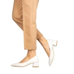 Дамски обувки Nadyna бели