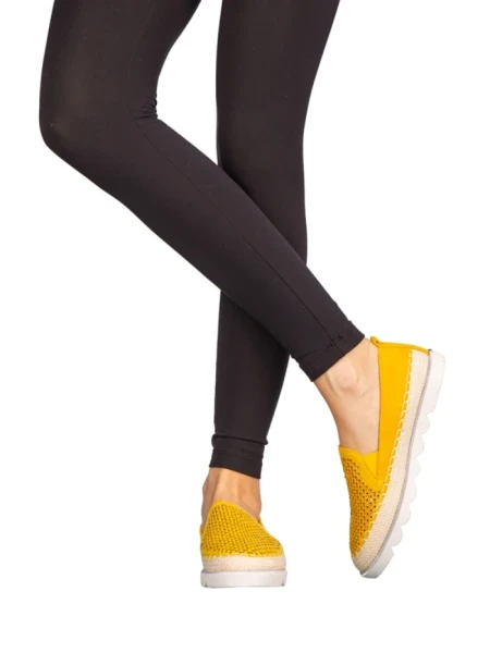 Дамски еспадрили Iovi жълти