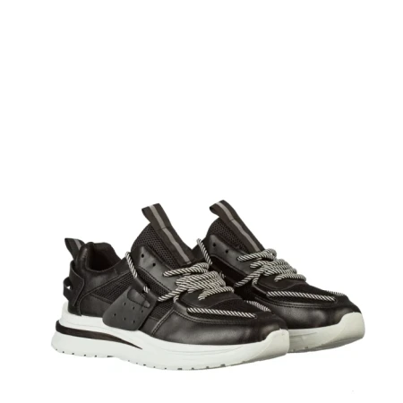 Дамски спортни обувки Feriva черни