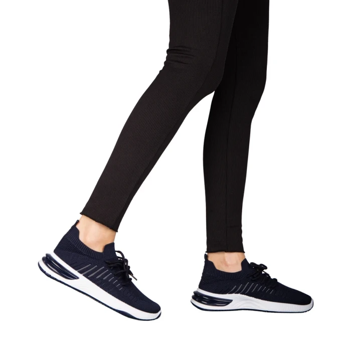 Дамски спортни обувки  сини  от текстилен материал  Moretti