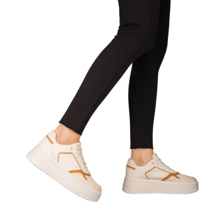 Дамски спортни обувки бежови  от еко кожа  Medar