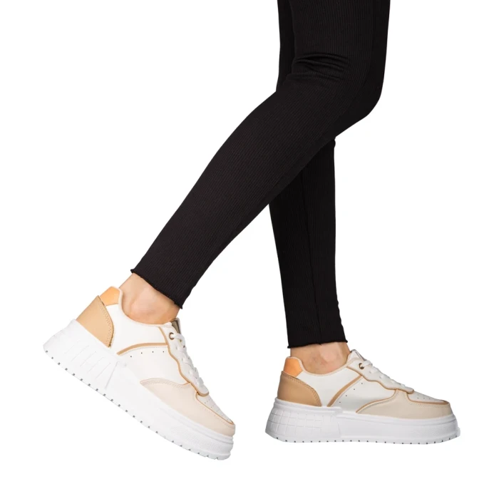 Дамски спортни обувки бежови  от еко кожа  Oрозови o