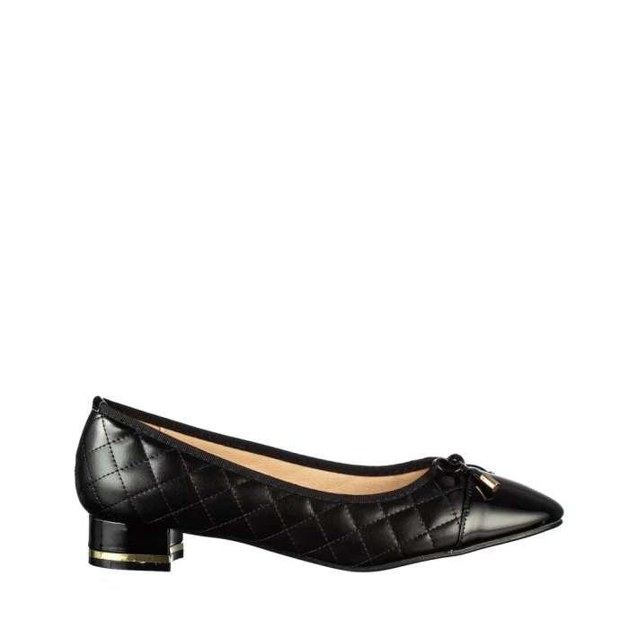 Дамски обувки с ток черни  от еко кожа Grece