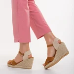 Дамски сандали камел от текстилен материал  Eligma