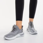 Дамски спортни обувки бели  от текстилен материал Olova