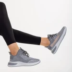 Дамски спортни обувки бели  от текстилен материал Olova