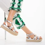 Дамски обувки сребристи  от еко кожа  Xiena