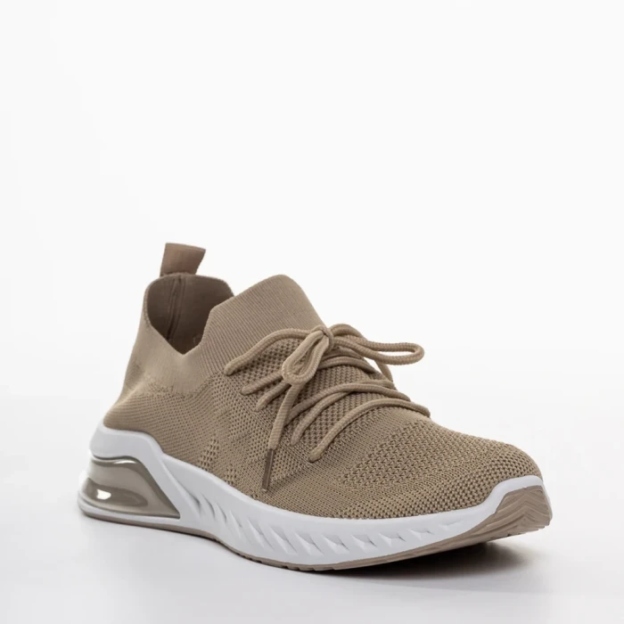 Дамски спортни обувки  бежови  от текстилен материал Kyla