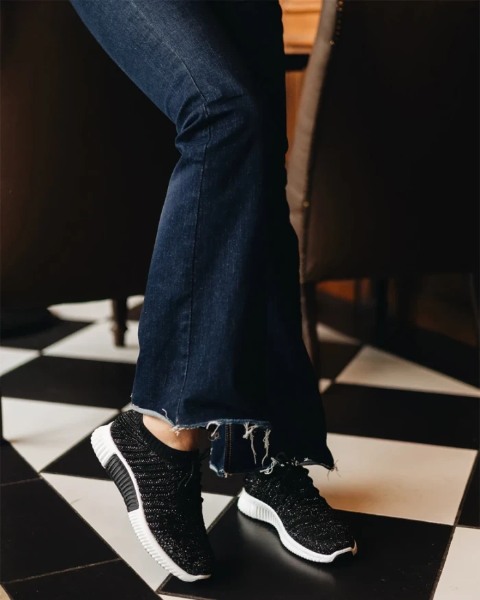 Дамски спортни обувки  черни  от текстилен материал  Thiago