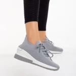 Дамски спортни обувки  сиви от текстилен материал  Riolla