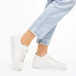 Дамски кецове  бежови от еко кожа  Dionne