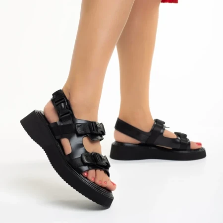 Дамски сандали  черни  от еко кожа  Caroline