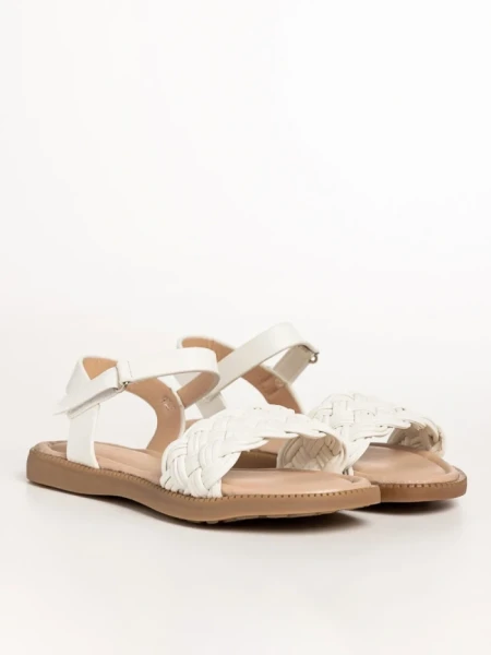 Детски сандали бели  от еко кожа  Winnie