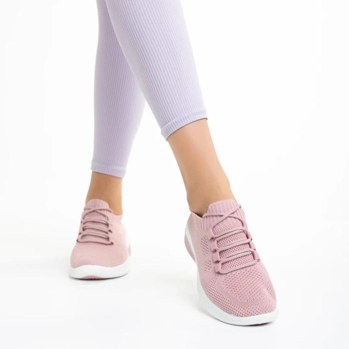 Дамски спортни обувки  розови  от текстилен материал  Latifa
