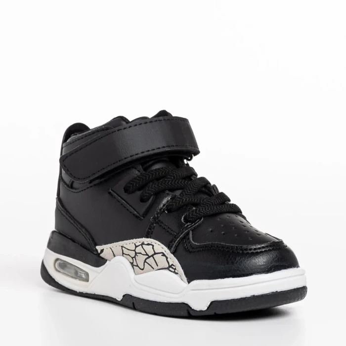 Детски спортни обувки  от еко кожа  Jaxon