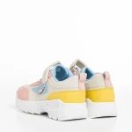 Детски спортни обувки бежови с розово и синьо от еко кожа  Rumaysa