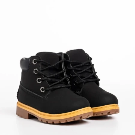 Детски боти черни  от еко кожа  Cruz