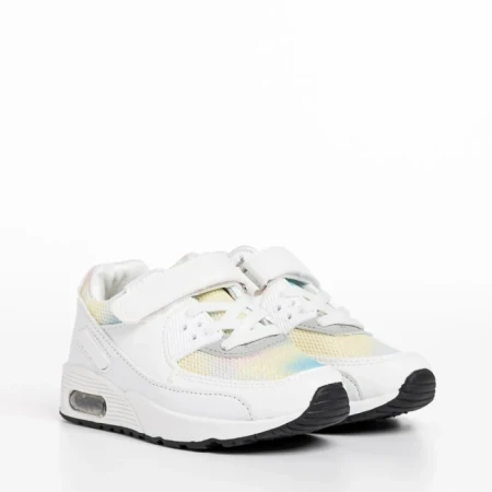 Детски спортни обувки бели от текстилен материал Irie