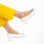 Дамски обувки  бели  от еко кожа  Braulia