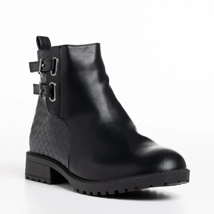 Дамски боти  черни  от еко кожа  Alandra