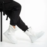 Дамски чизми бели  от еко кожа и текстилен материалXiomara