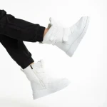 Дамски чизми бели  от еко кожа и текстилен материалXiomara