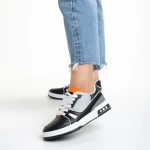 Дамски спортни обувки  черни от еко кожа и текстилен материал Raela