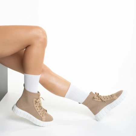 Дамски спортни обувки  тъмно бежови  от текстилен материал  Indya