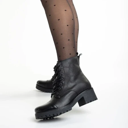 Дамски боти  черни  от естествена кожа Naisha