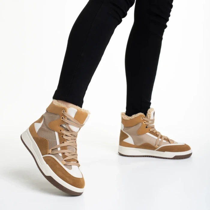 Дамски спортни обувки  камел  от еко кожа  и текстилен материал  Reveca