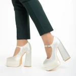 Дамски обувки кремави от текстилен материал  Caira