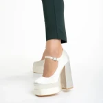 Дамски обувки кремави от текстилен материал  Caira