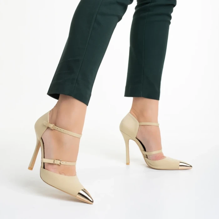 Дамски обувки  бежови от текстилен материал  Brisa