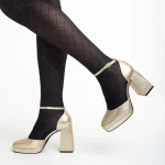 Дамски обувки  златисти от еко кожа  с ток  Oneka