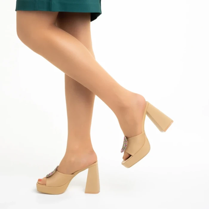 Дамски чехли  бежови  от текстилен материал  Burma