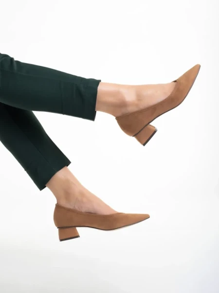 Дамски обувки  бежови  от текстилен материал  с ток  Ziva