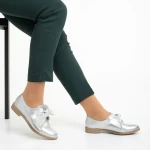 Дамски обувки  сребристи  от лачена еко кожа  Mitra