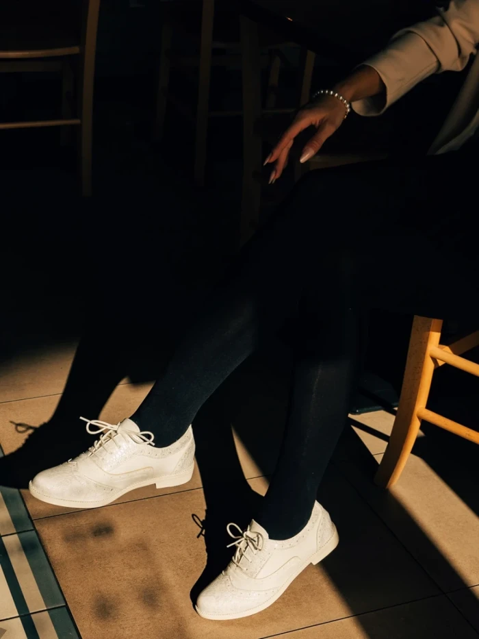 Дамски обувки  бели от еко кожа Ragna