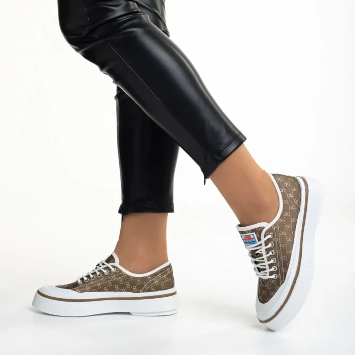 Дамски  кецове  кафяви  от текстилен материал  Dariana