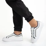 Дамски  кецове  бели от текстилен материал  Malaya